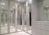 Mirrored wardrobe doors