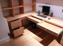 fitted_home_office_furniture