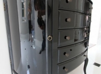 gigh_gloss_furniture